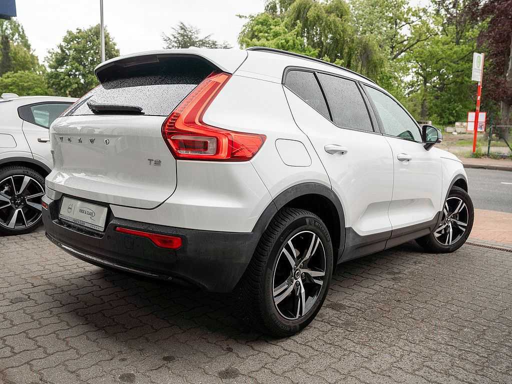 Volvo  T2 Plus Dark