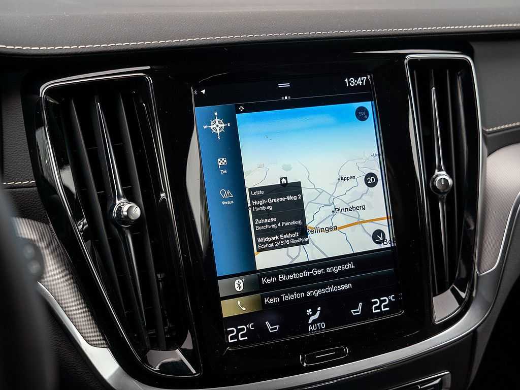 Volvo  T6 AWD Recharge R-Design