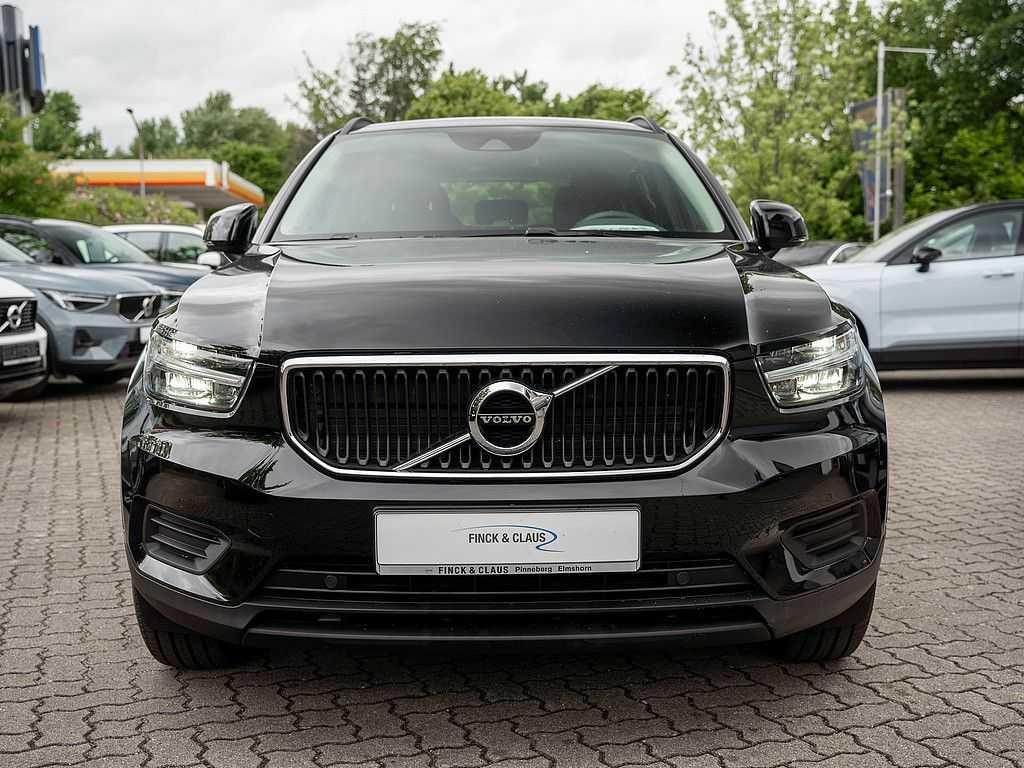 Volvo  T3 Momentum Pro