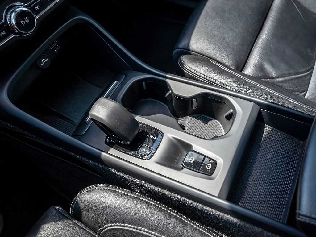 Volvo  T4 Inscription Expression Recharge Plug-In