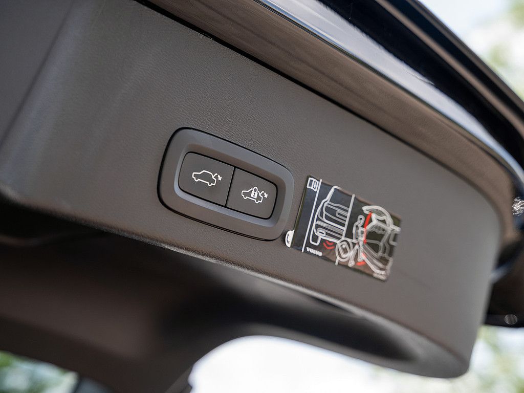 Volvo  T4 Inscription Expression Recharge Plug-In