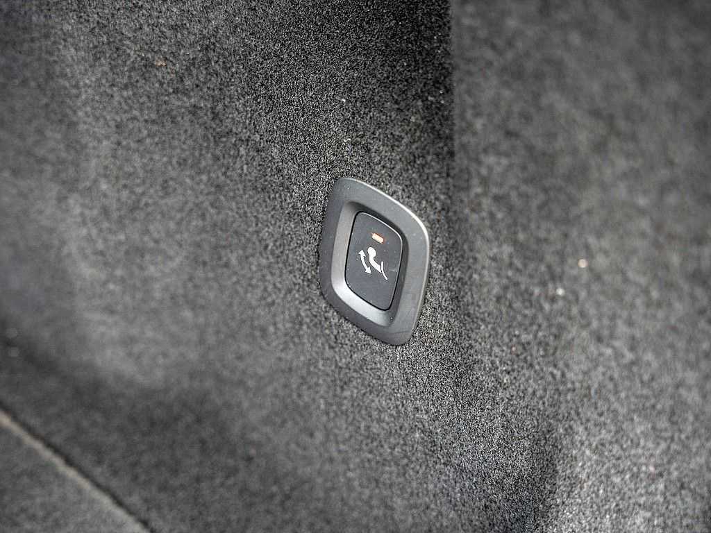 Volvo  D4 Inscription 2WD