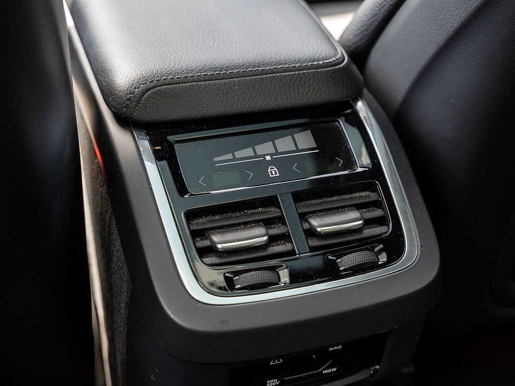 Volvo  D4 Inscription 2WD