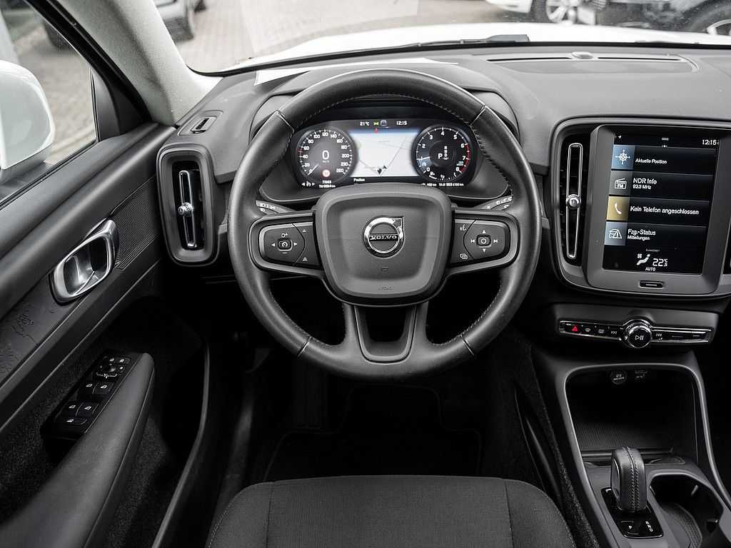 Volvo  T3 Momentum