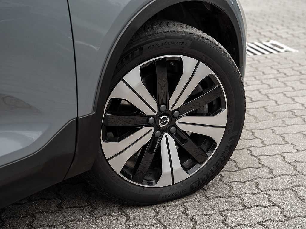 Volvo  T5 Ultimate Dark Recharge Plug-In Hybrid 2W