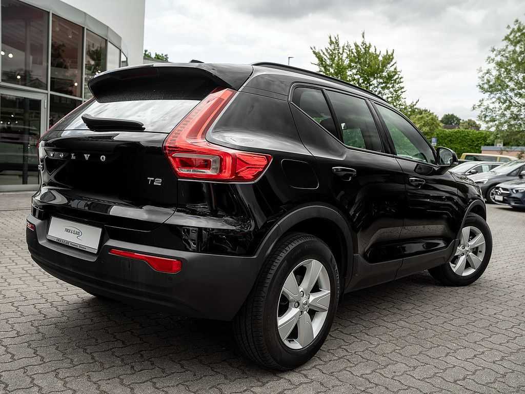 Volvo  T2 Momentum Core