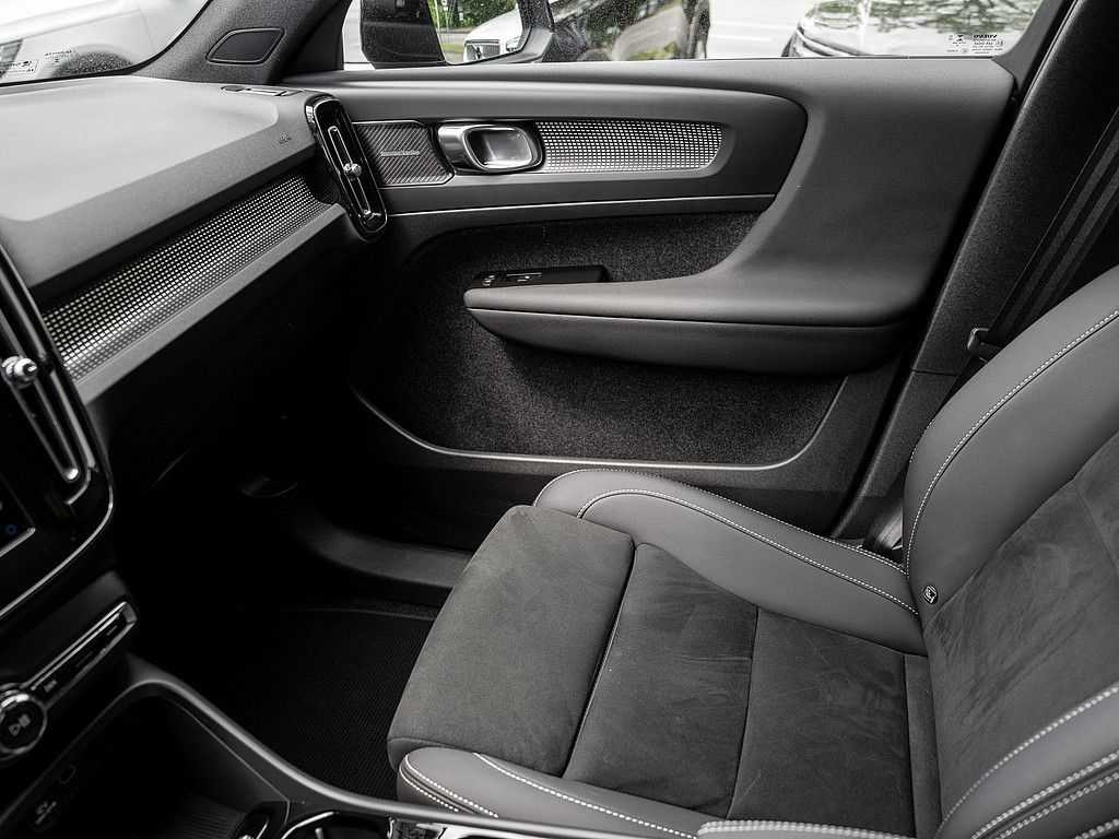 Volvo  Recharge Pro