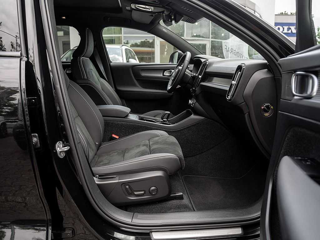 Volvo  Recharge Pro