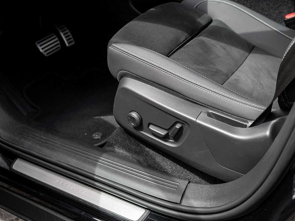 Volvo  Recharge Pro