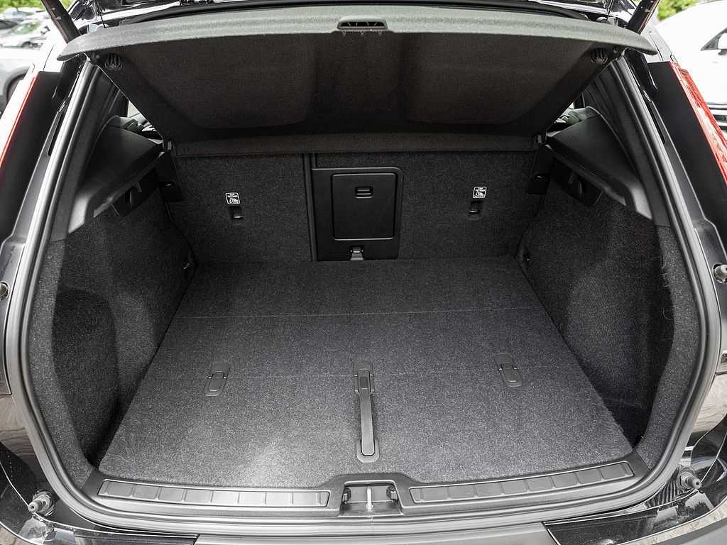 Volvo  Recharge Pro