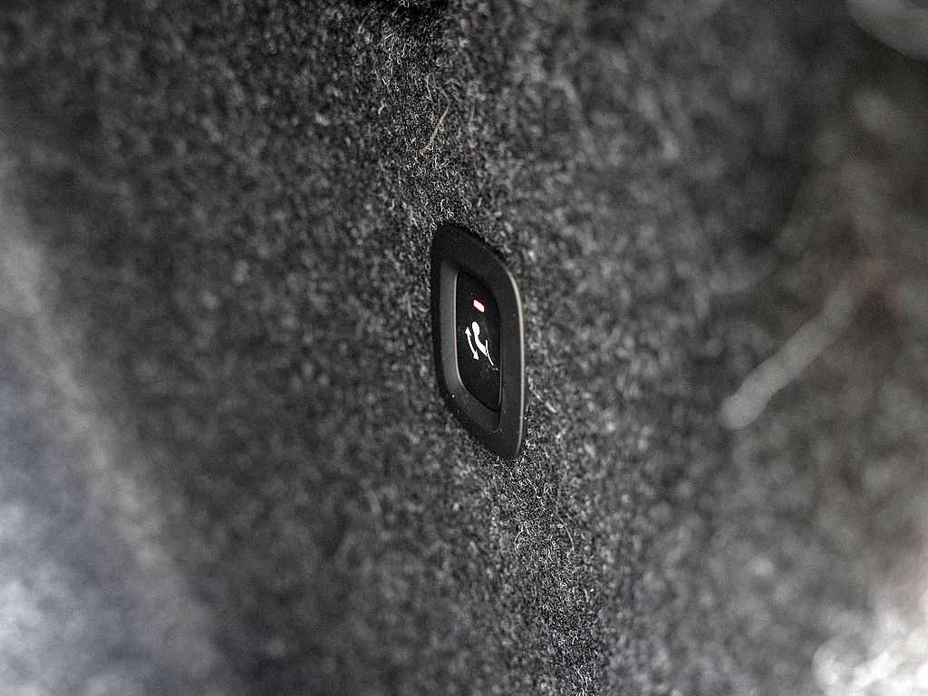 Volvo  Recharge Pro