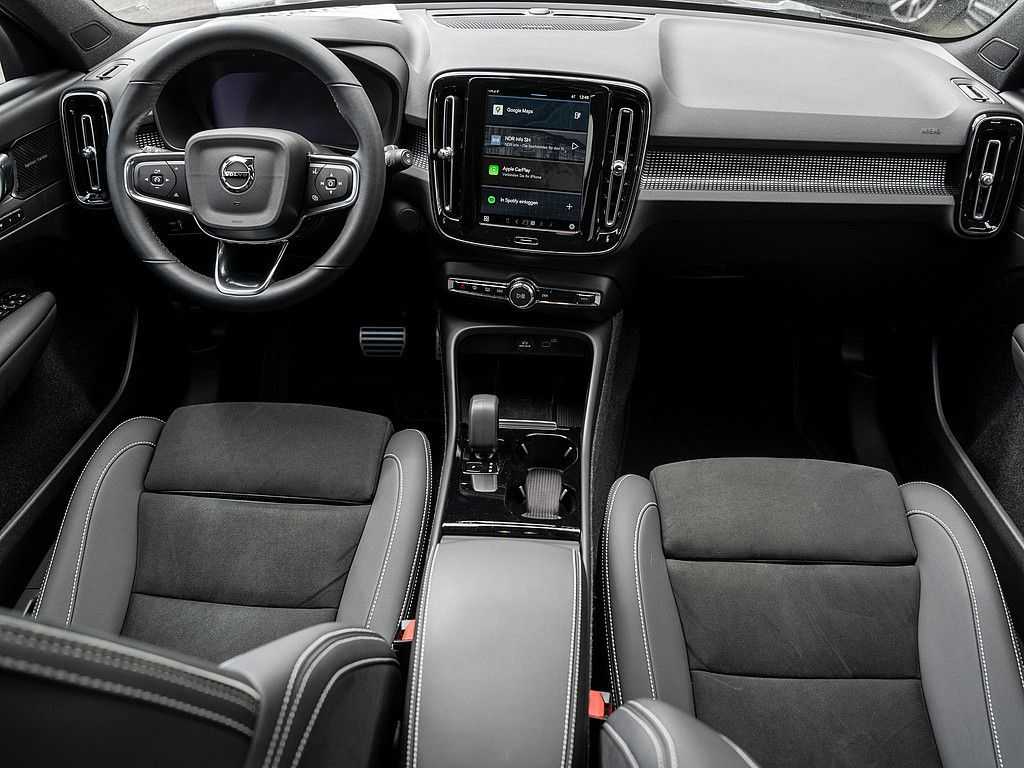 Volvo  Recharge Pro