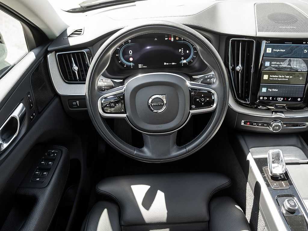 Volvo  B4 Inscription NAVI W-LAN FACEL. LED 360°