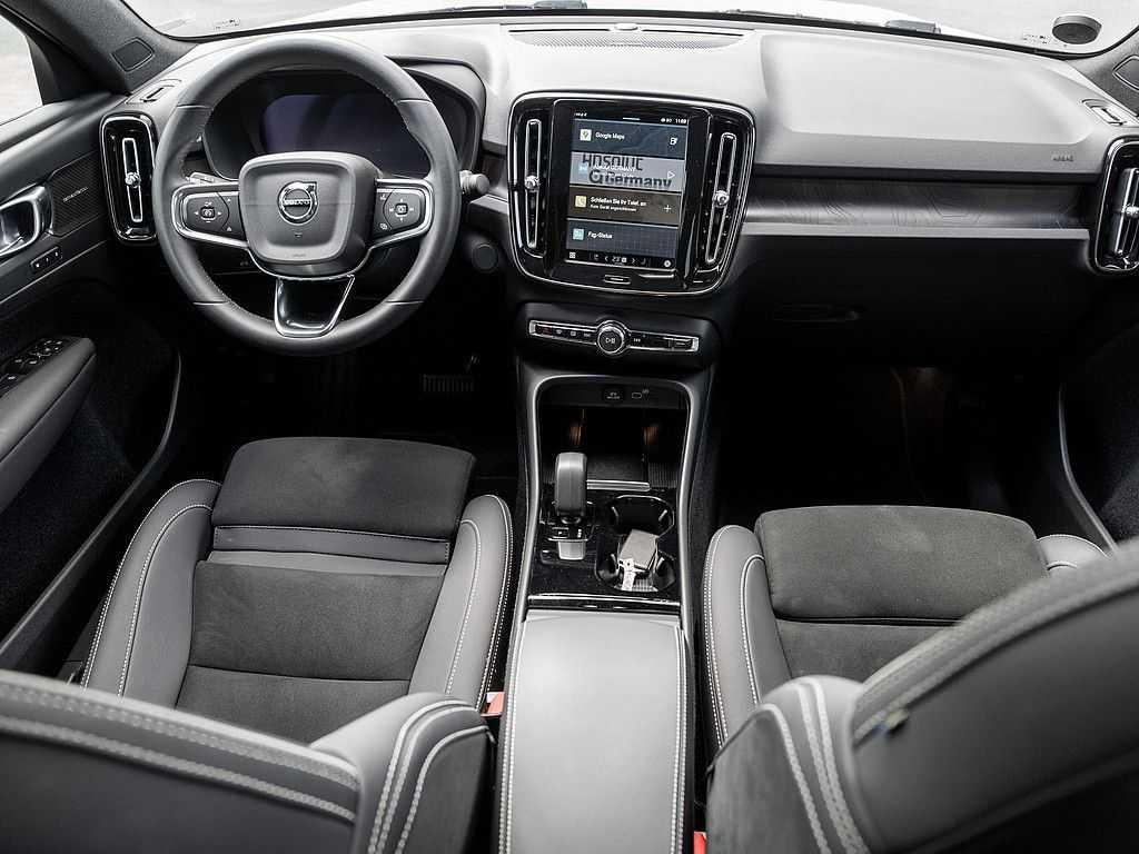 Volvo  Ultimate Recharge Pure Electric AWD LED 360°
