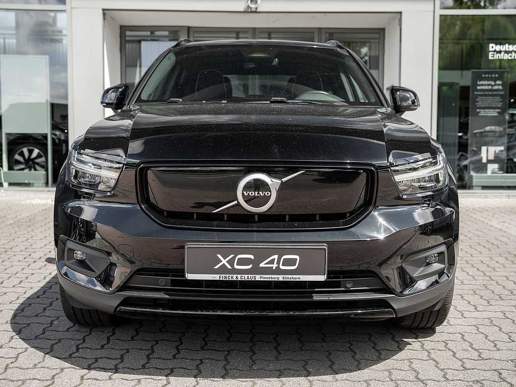 Volvo  R Design Recharge Pure Electric AWD ACC LED