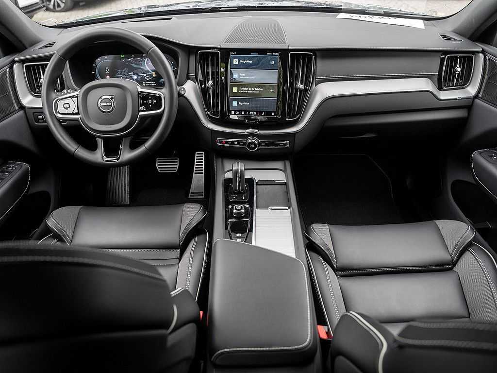 Volvo  T8 AWD R-Design