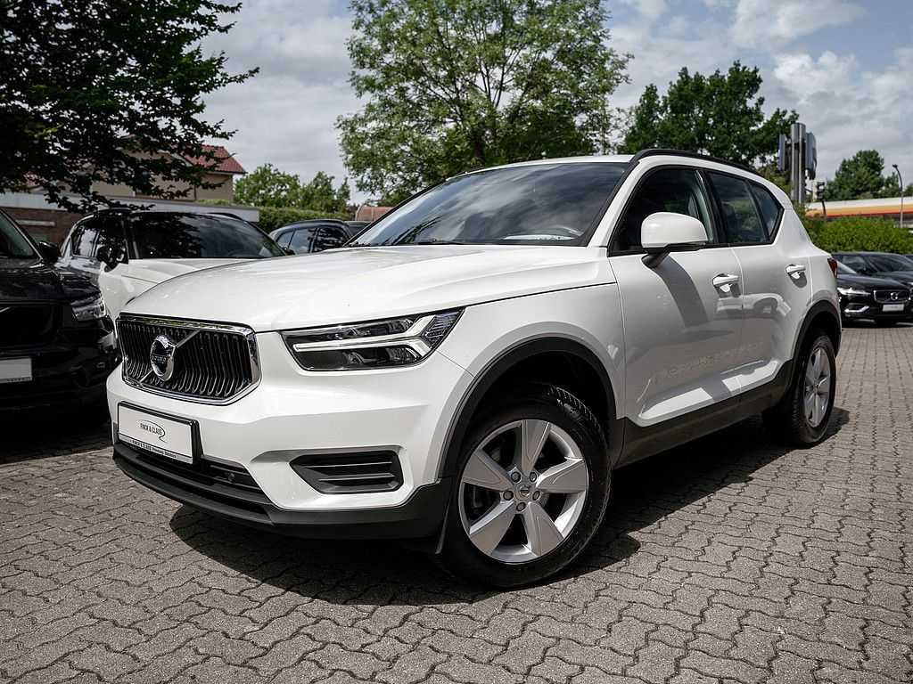 Volvo  T3 Momentum Pro KLIMA PDC NAVI W-LAN LED