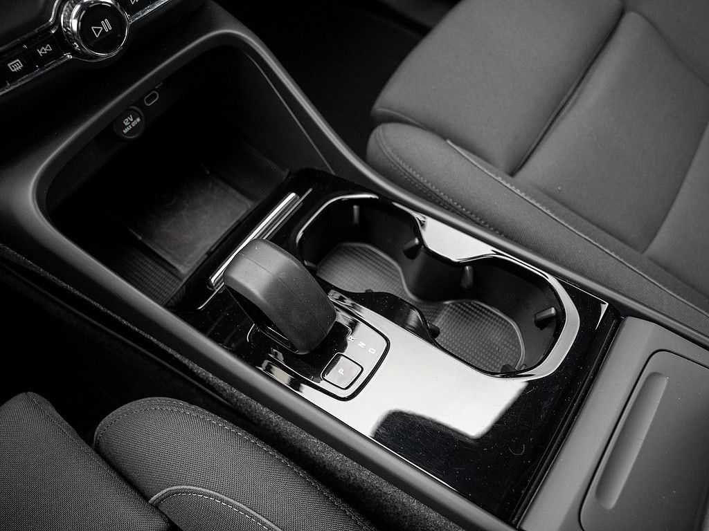 Volvo  Core Recharge Pure Electric 2WD FACEL. LED