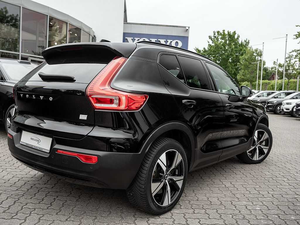 Volvo  Core Recharge Pure Electric 2WD FACEL. LED