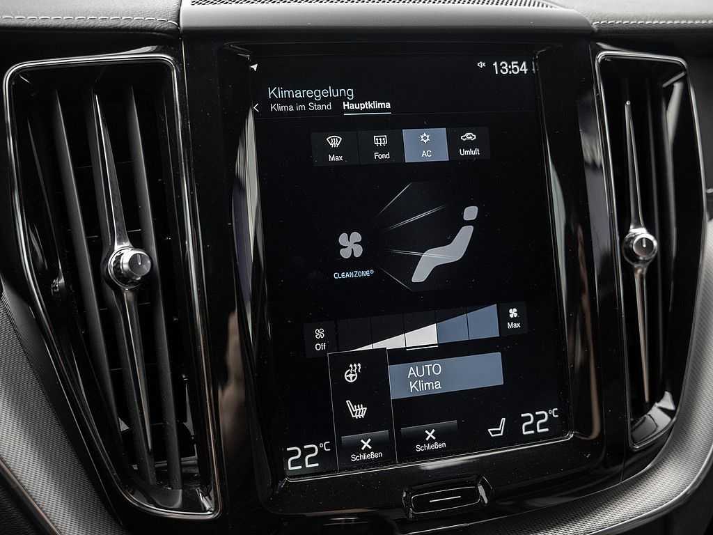 Volvo  T8 AWD R-Design W-LAN HUD STANDHZ LED PANO