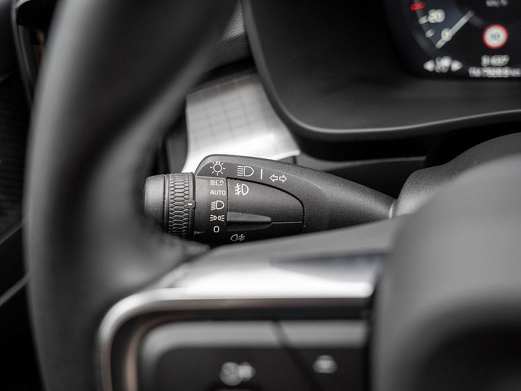 Volvo  T4 Inscription Expression Recharge