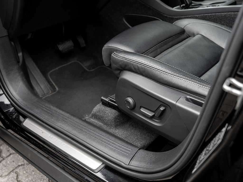 Volvo  T4 Inscription Expression Recharge