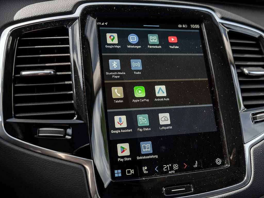 Volvo  T8 Ultra Bright Recharge Plug-In Hybrid AWD