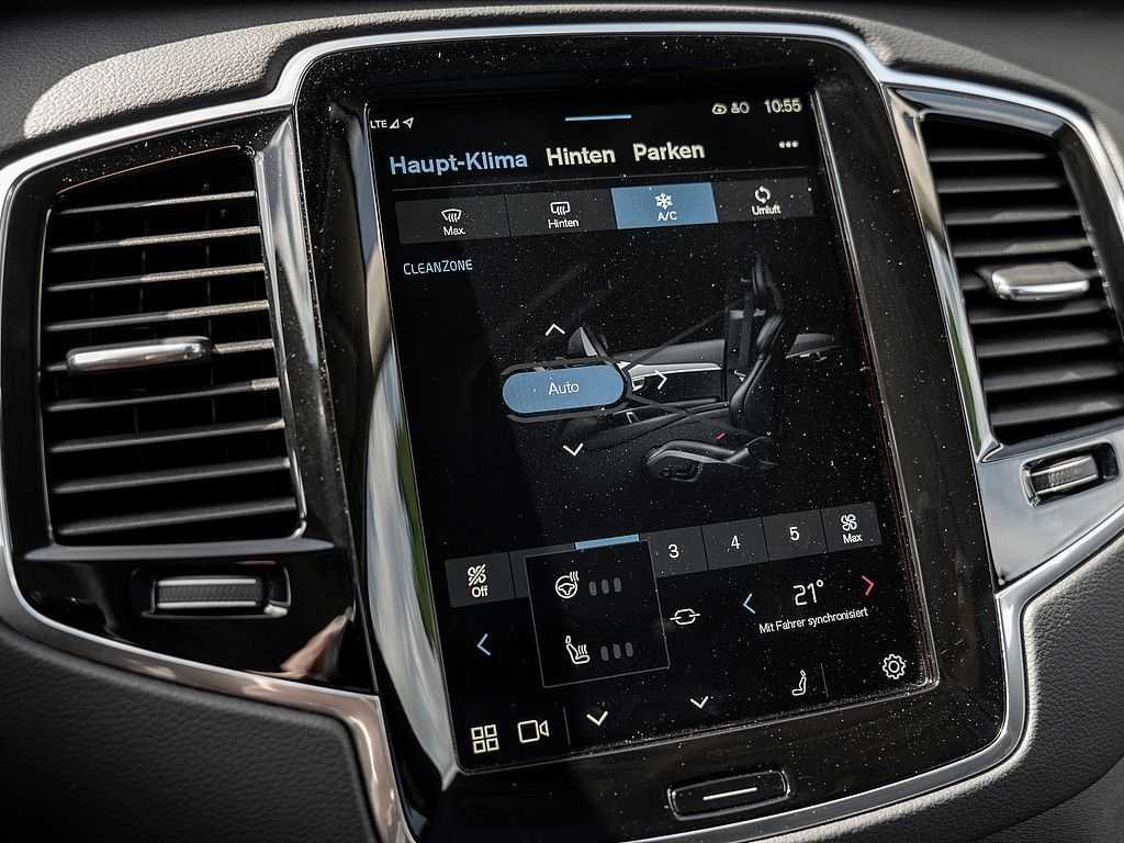 Volvo  T8 Ultra Bright Recharge Plug-In Hybrid AWD
