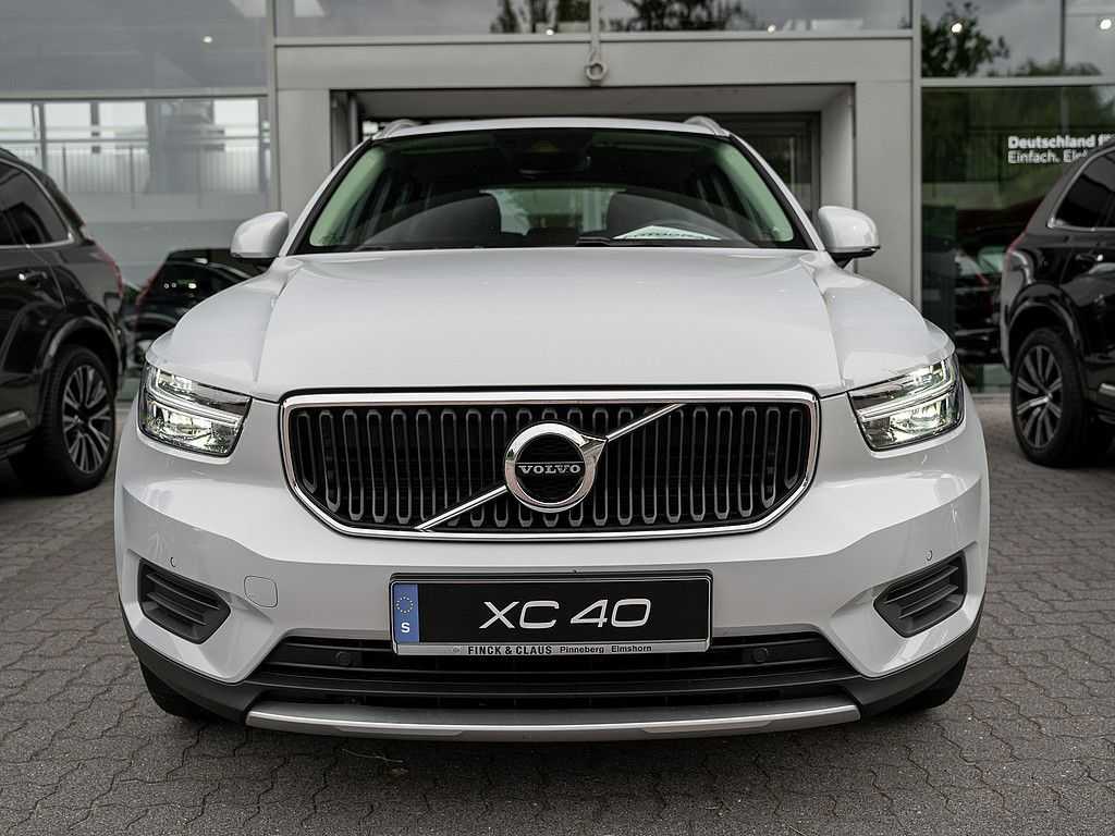 Volvo  D3 FWD Momentum Pro