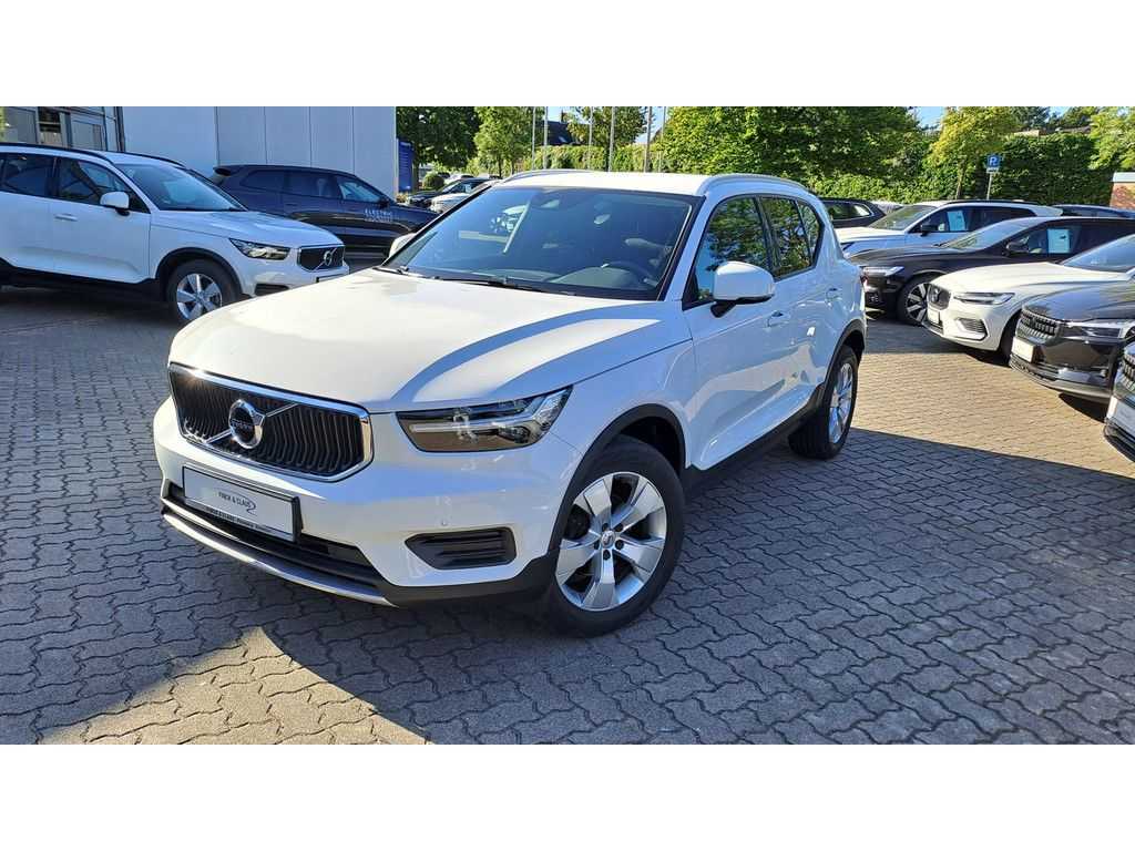 Volvo  T3 Momentum Pro