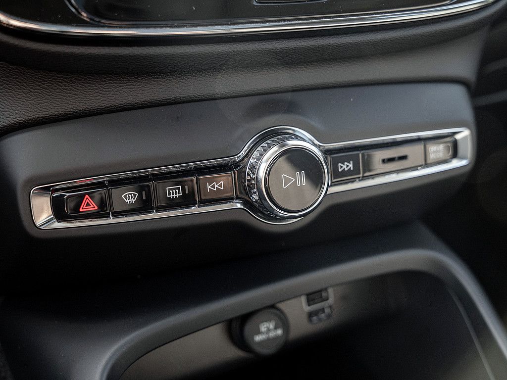 Volvo  T4 Inscription Expression Recharge Plug-In