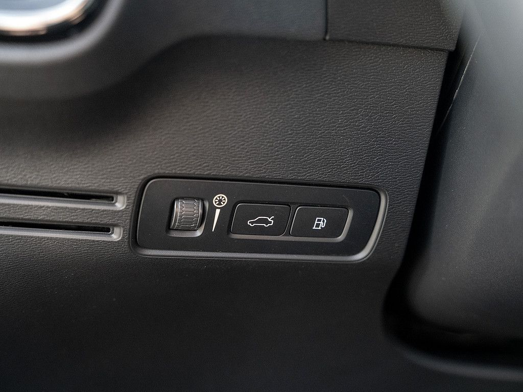 Volvo  T4 Inscription Expression Recharge Plug-In