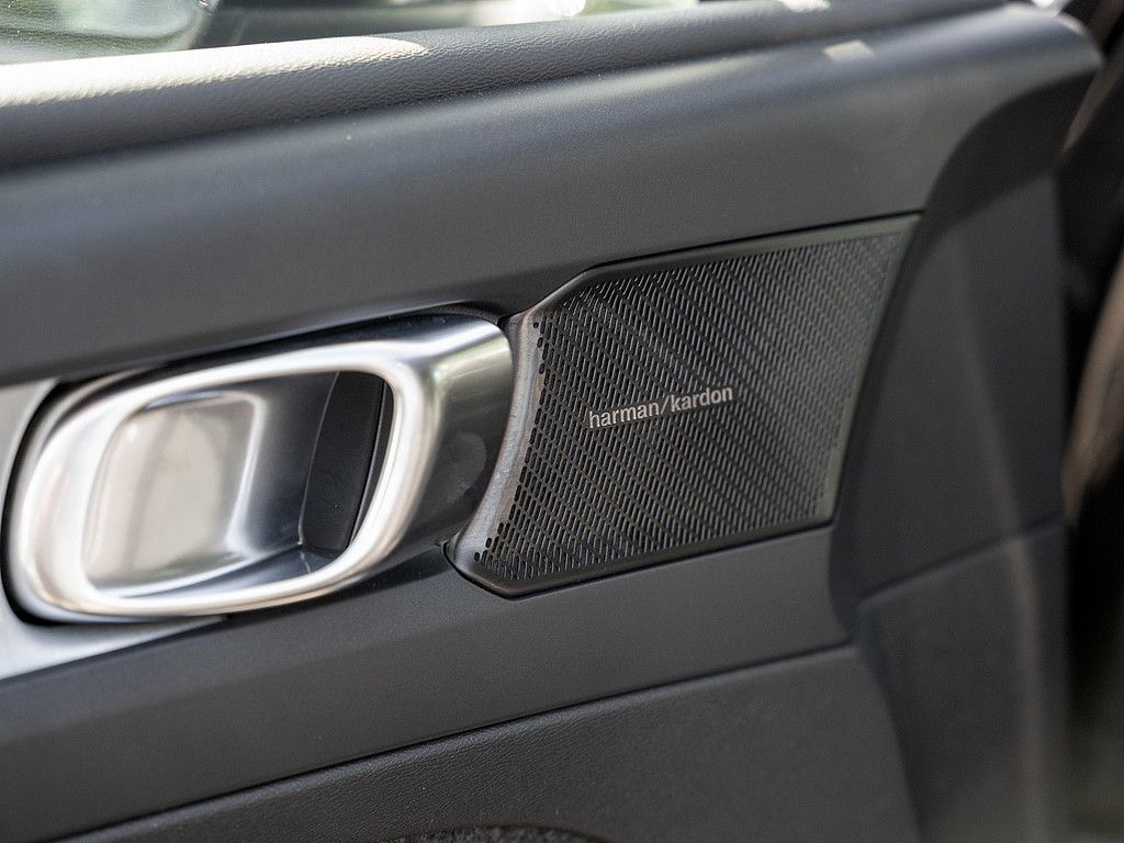 Volvo  T4 Inscription Expression Recharge Plug-In