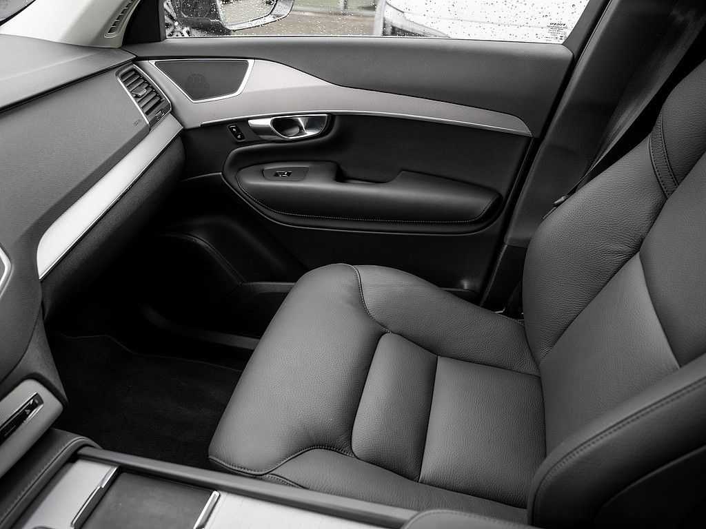 Volvo  T8 AWD Bright