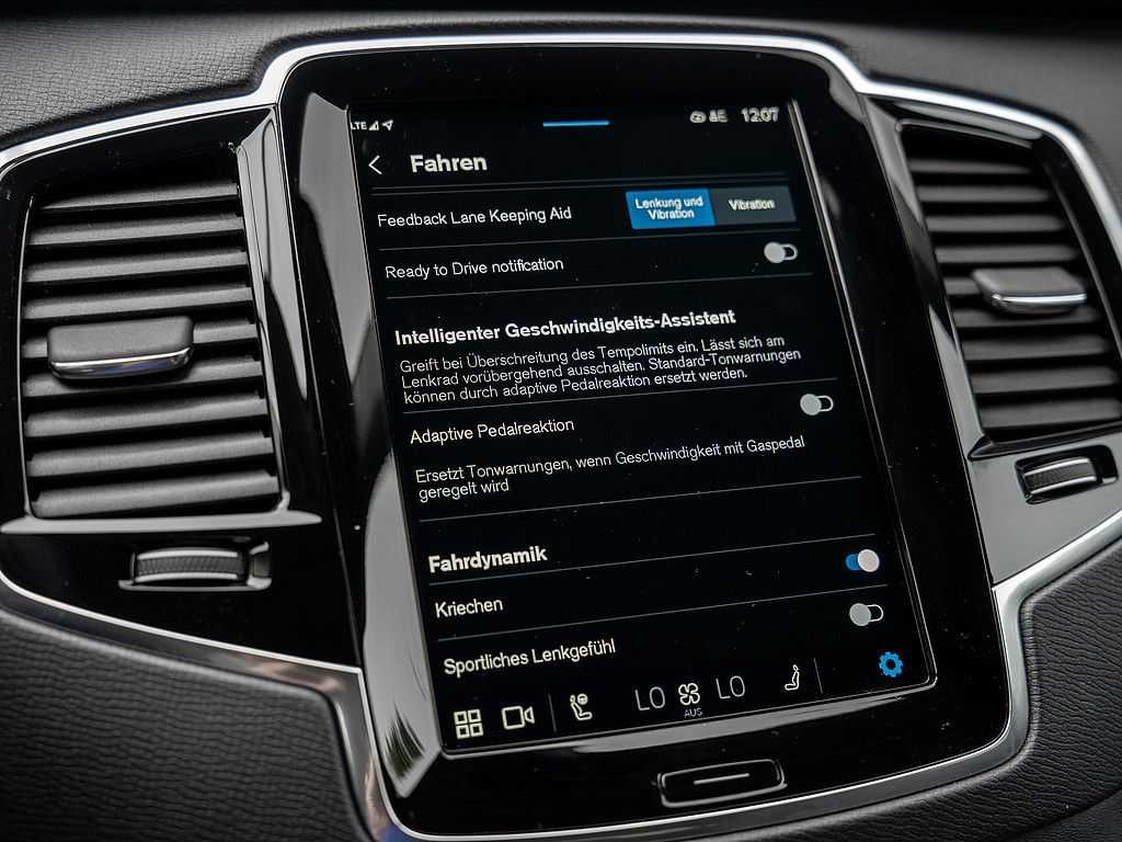 Volvo  T8 AWD Bright