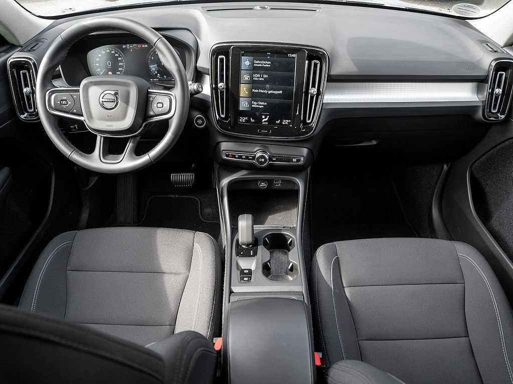 Volvo  T3 Momentum