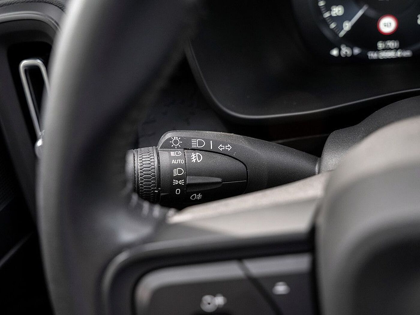 Volvo  T2 Momentum Core