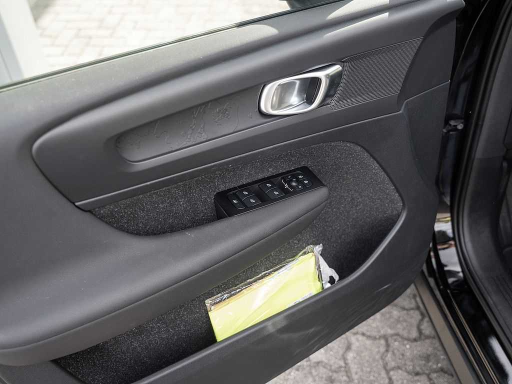 Volvo  T3 Momentum Core