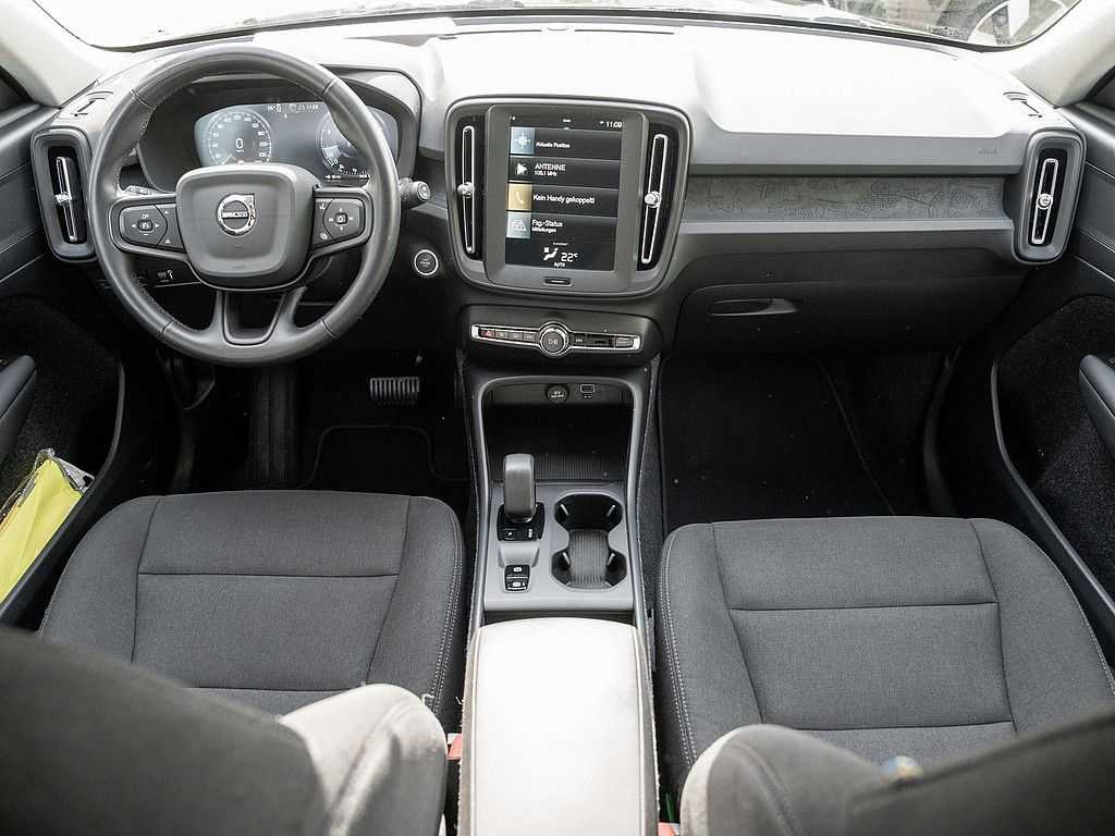 Volvo  T3 Momentum Core