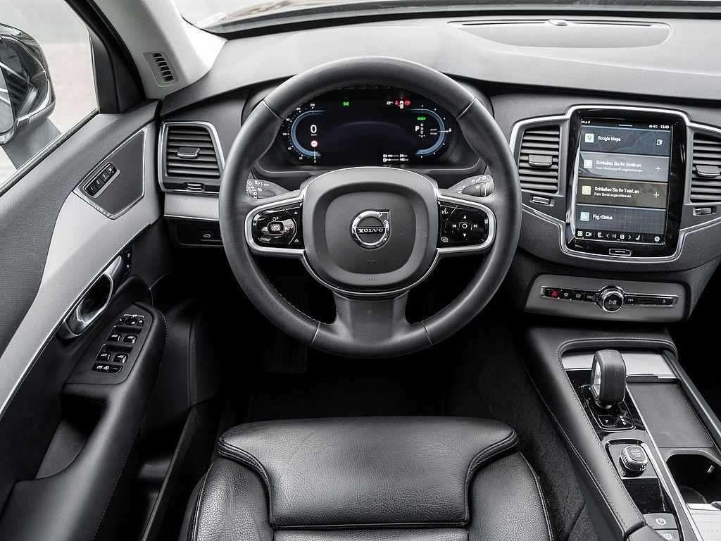 Volvo  T8 AWD Core