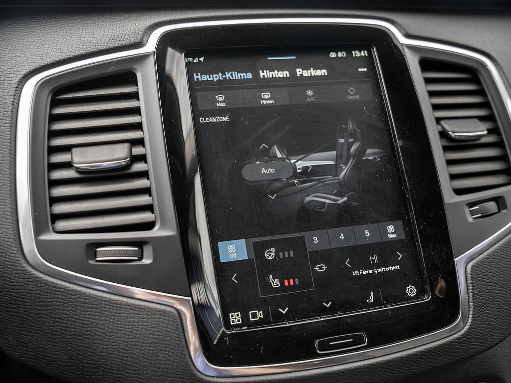 Volvo  T8 AWD Core