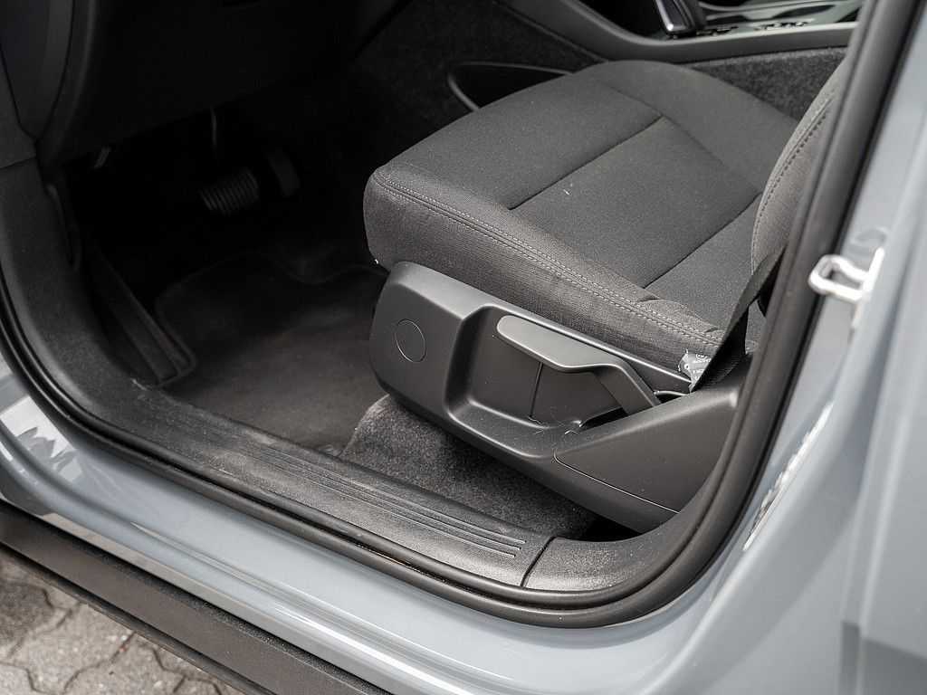 Volvo  T3 Momentum Core