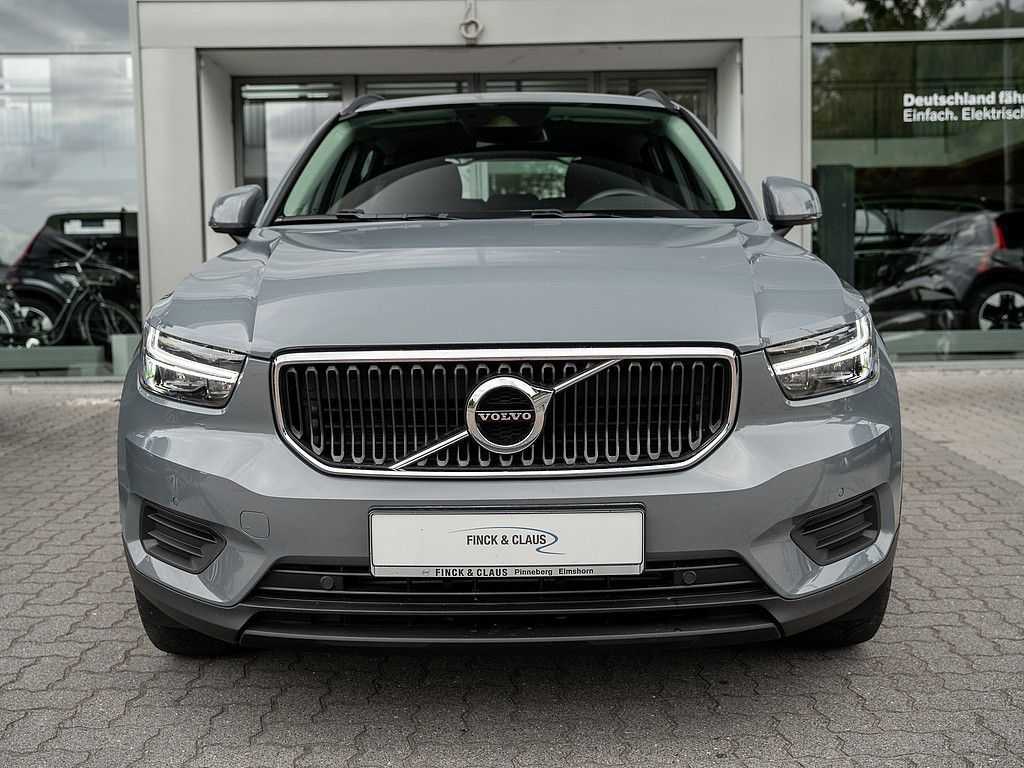 Volvo  T3 Momentum Core