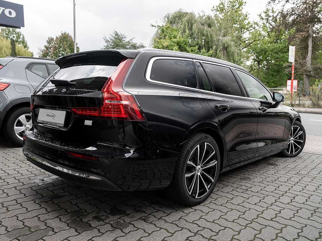 Volvo  T6 AWD Recharge Core