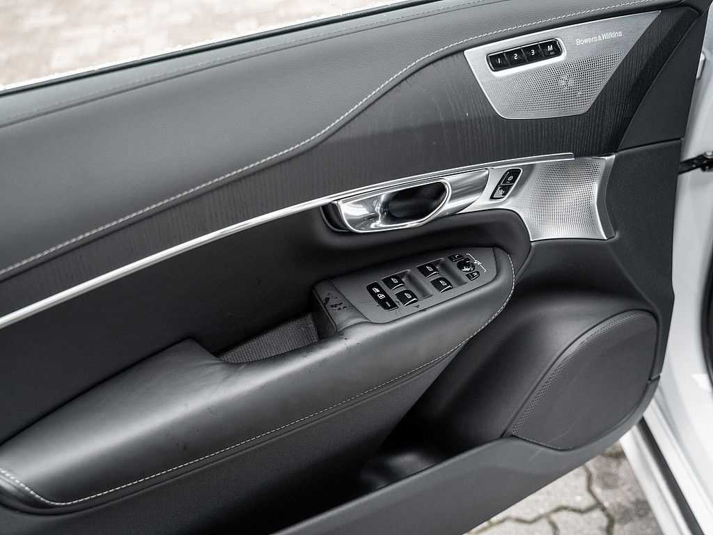 Volvo  T8 AWD Inscription
