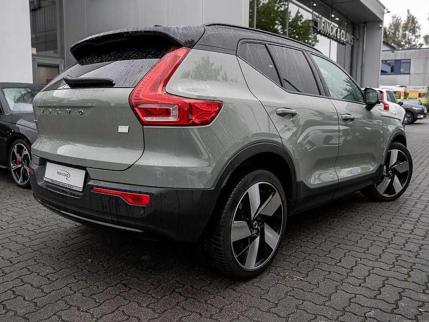 Volvo  Plus Recharge