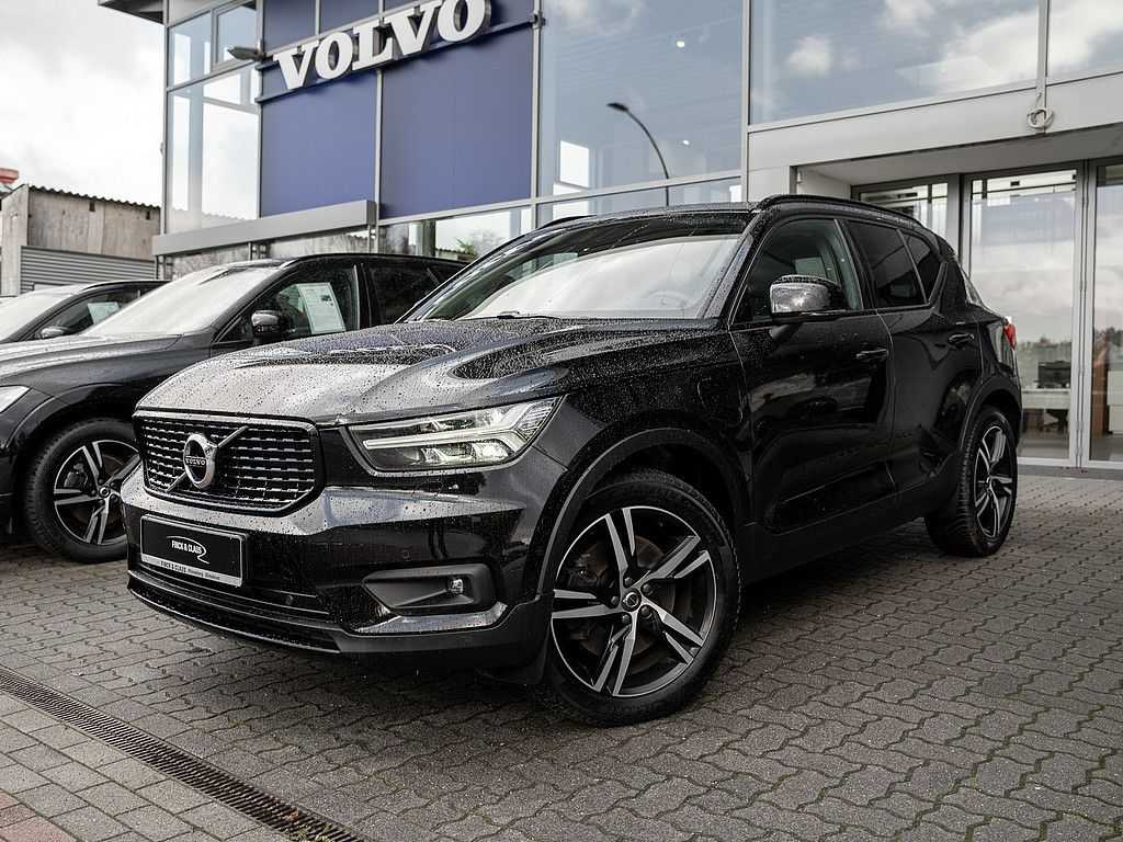 Volvo  T5 Recharge R Design Expression ACC, AHK