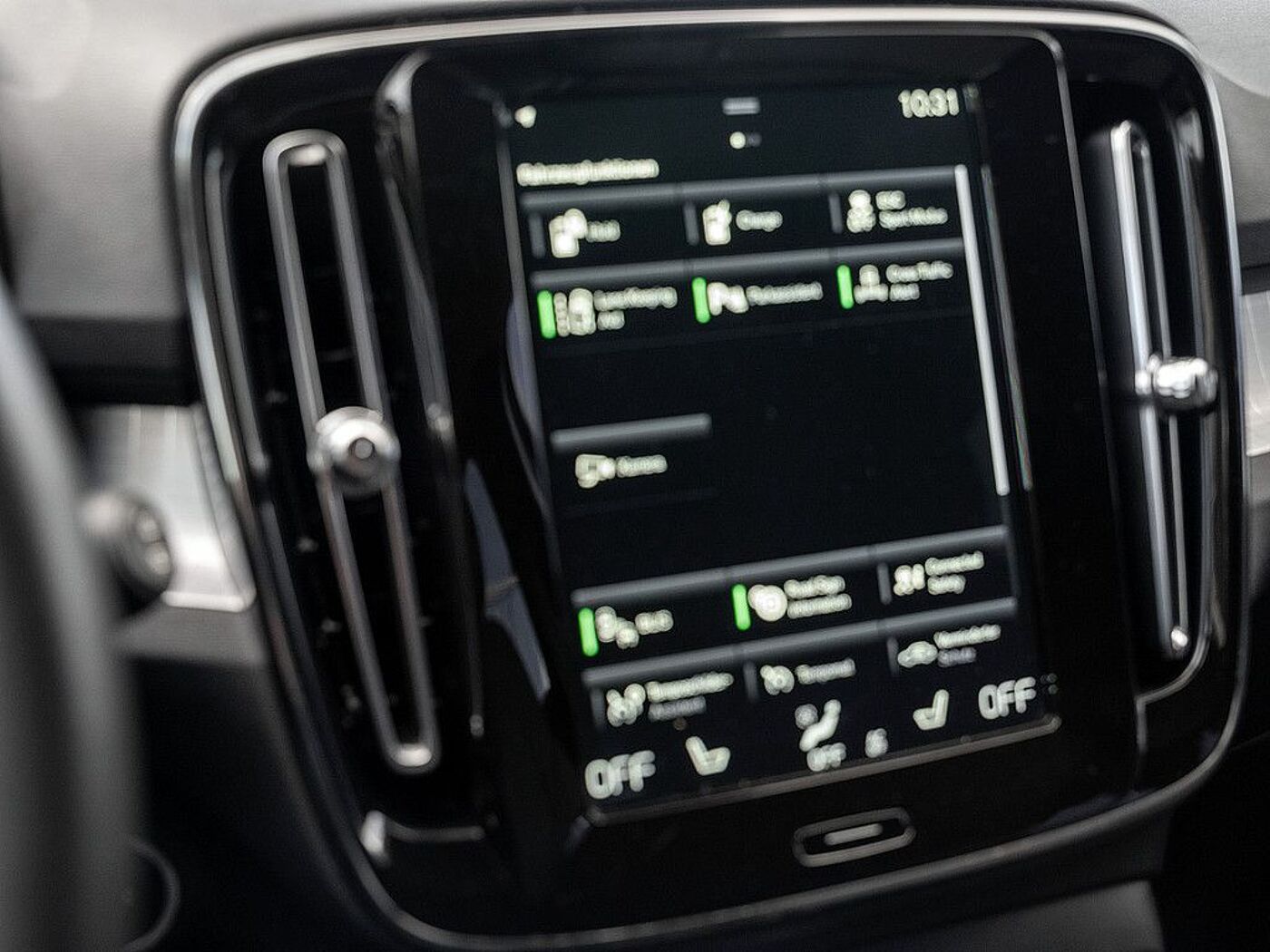 Volvo  T5 Recharge R Design Expression ACC, AHK