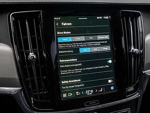 Volvo  T6 AWD Recharge Plus Dark Recharge