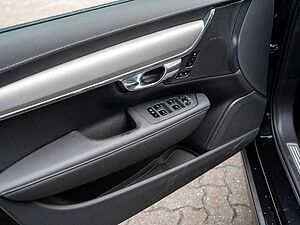 Volvo  T6 AWD Recharge Plus Dark Recharge